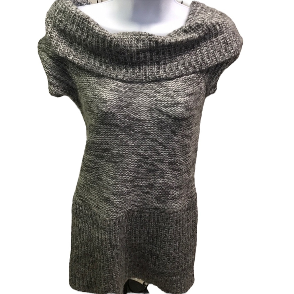 Derek Heart Sweater